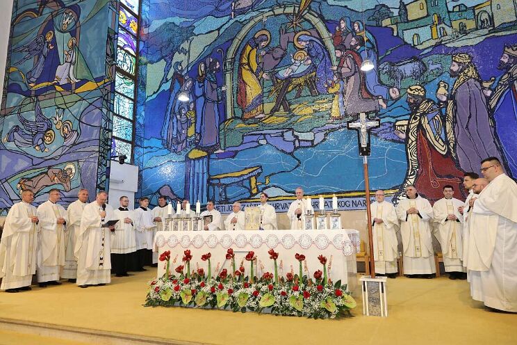 Crkva Nacionalnog svetišta sv. Josipa proglašena bazilikom Karlovac, 14.03.2026 Proslavu proglašenja crkve Nacionalnog svetišta sv.Josipa bazilikom ( basilica minor), predvodio je...