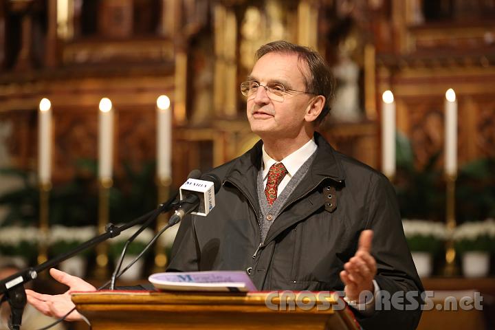 2012.11.25_17.41.11.jpg - Lukas Bonelli, Präsident von RM Austria.