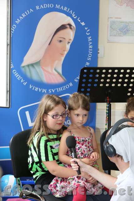 2014.06.18_14.45.28.jpg - Kinder im Interview: "Was gefällt euch besonders an Radio Maria?"
