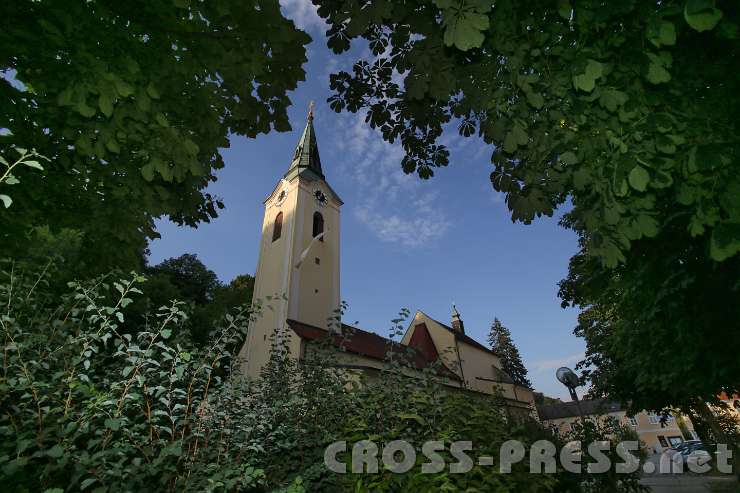 2014.06.18_19.00.20.jpg - Der Gottesdienst mit Gästen und Mitarbeitern fand in der Stadtpfarrkirche St.Stephan statt.