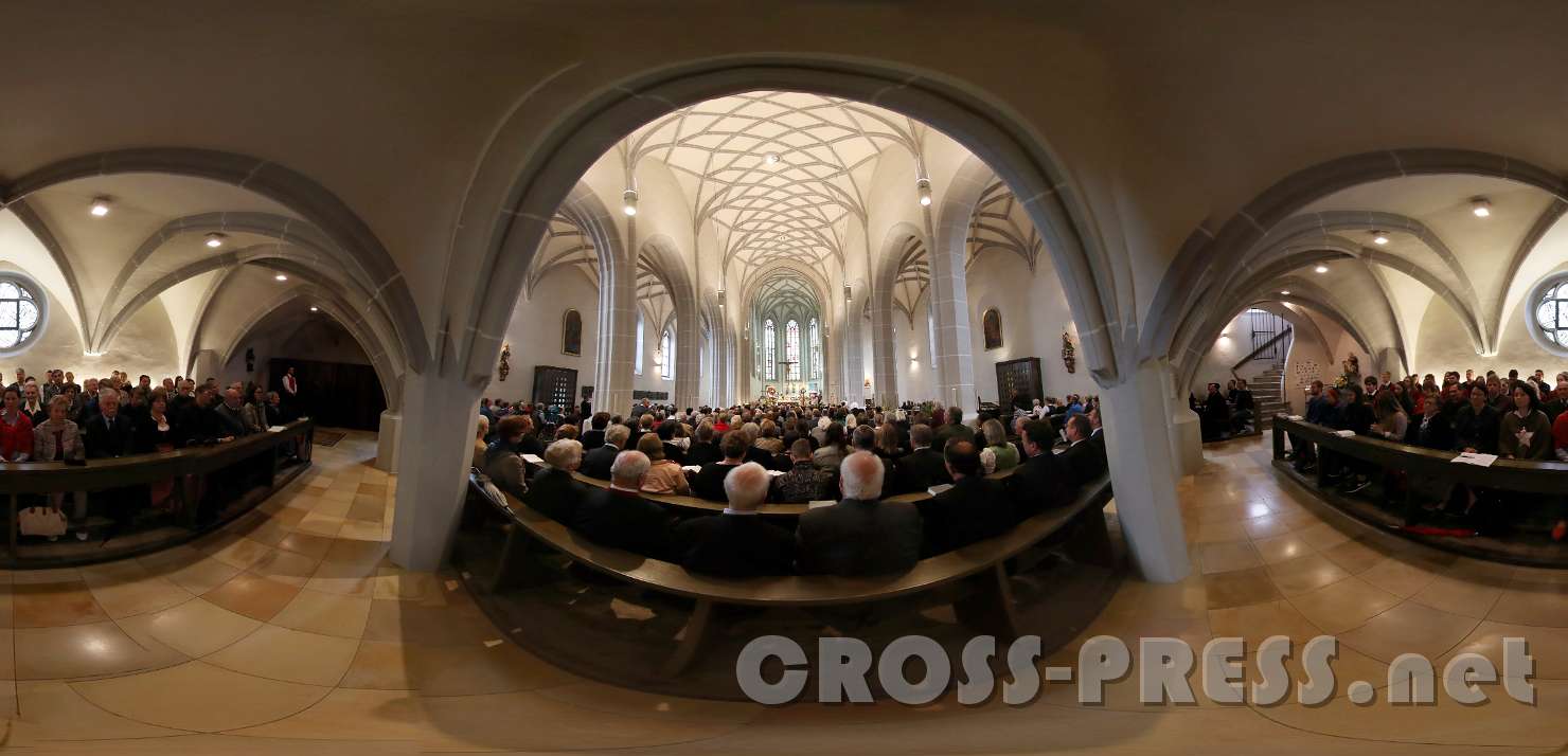 2017.09.10_16.26.51_2017.09.10_16.27.16.jpg - Kolor stitching | 4 pictures | Size: 9052 x 4526 | Lens: Fisheye | RMS: 3.68 | FOV: 360.00 x 180.00 ~ 0.00 | Projection: Spherical | Color: LDR |