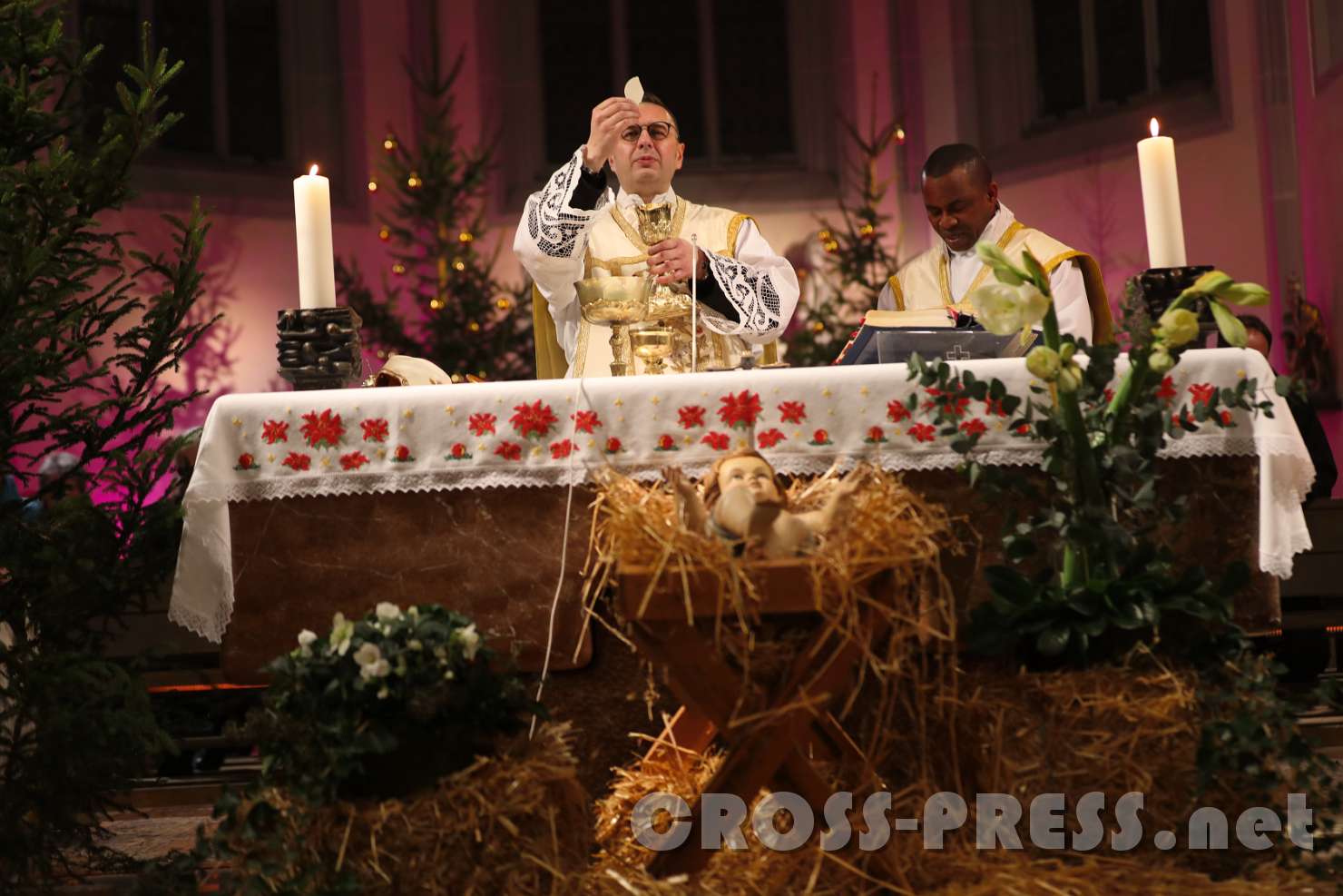 2017.12.25_00.56.05.JPG - Agnus Dei mit Christkind