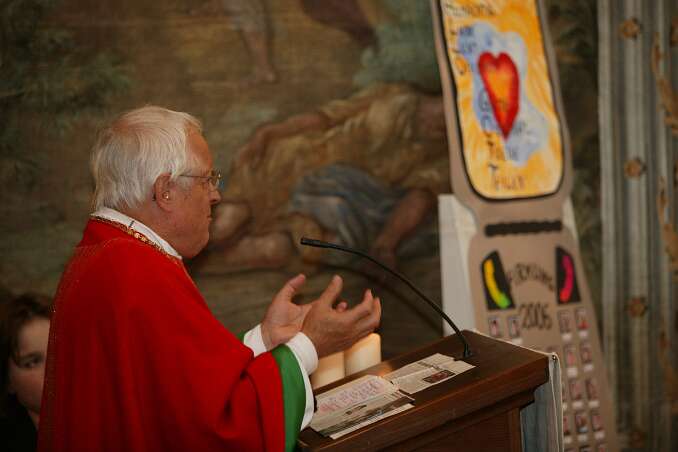 Firmung Seitenstetten 2006 Propst Raimund Breiteneder