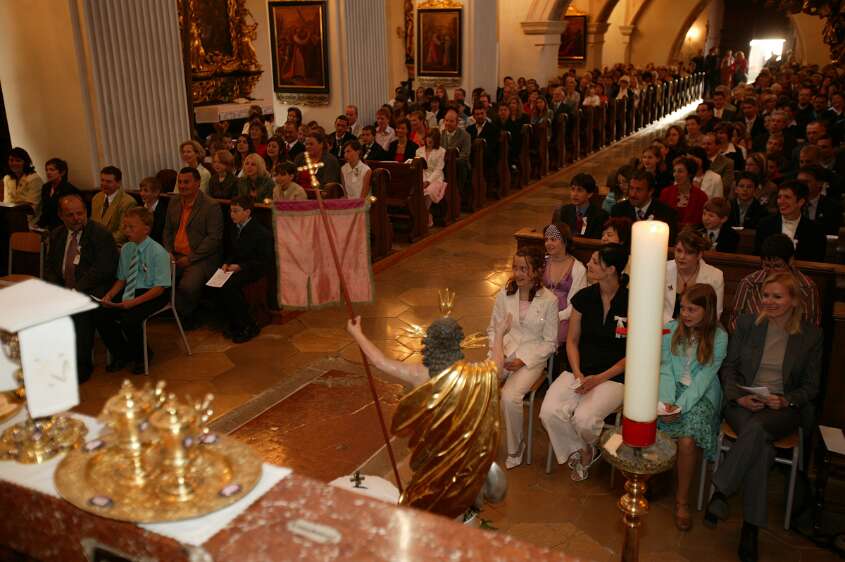 Firmung mit Abt P. Berthold, 8:30h