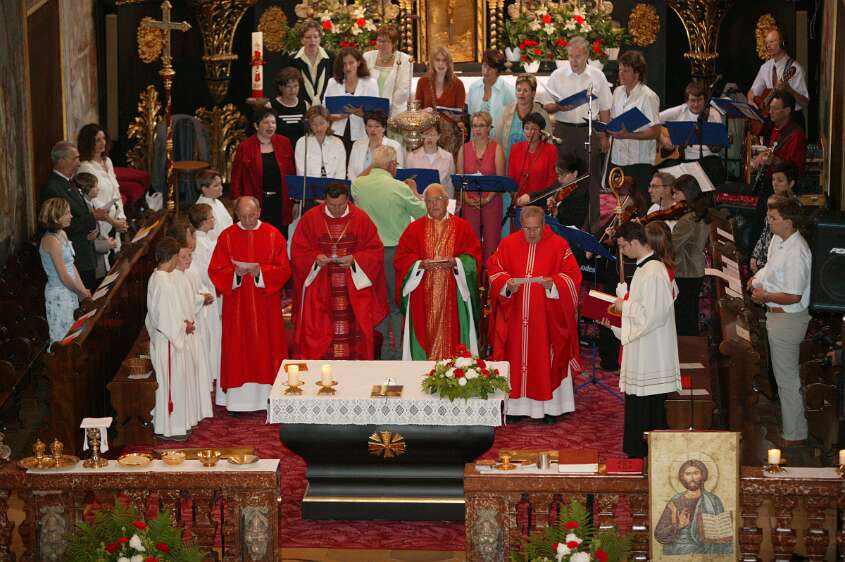 Firmung mit Abt P. Berthold und Prälat Vögt um 8h