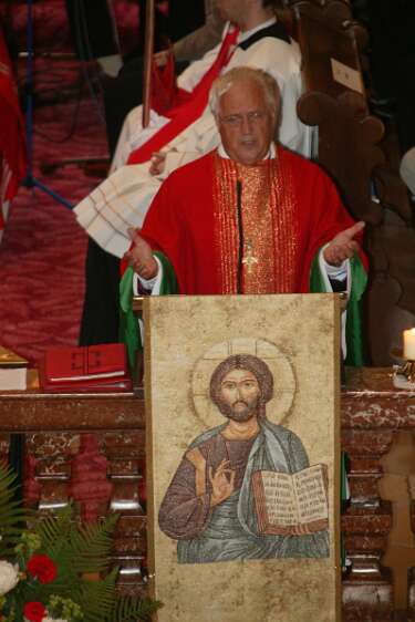 Firmung mit Abt P. Berthold und Prälat Vögt um 8h