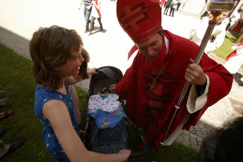 Firmung mit Abt P. Berthold und Prälat Vögt um 10:30h