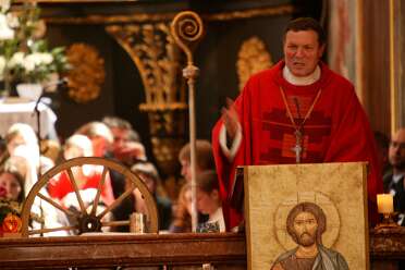 Firmung für umliegenden Pfarren 10h