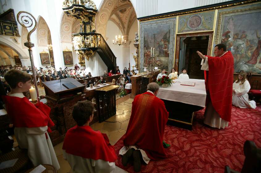 Firmung am 04.05.2008 um 10:30 mit Abt Berthold