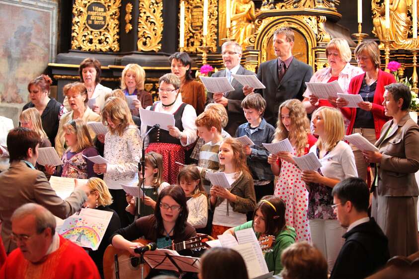 Firmung f�r Angeh�rige der Pfarre Seitenstetten