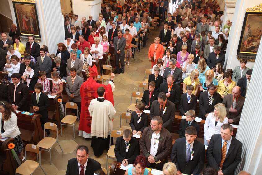 Firmung in Seitenstetten f�r Nachbar-Pfarren