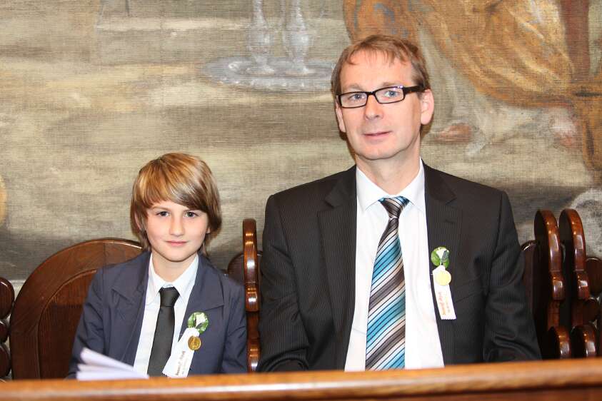 Firmung mit Abt Berthold Heigl und Propst Raimund Breiteneder um 08h