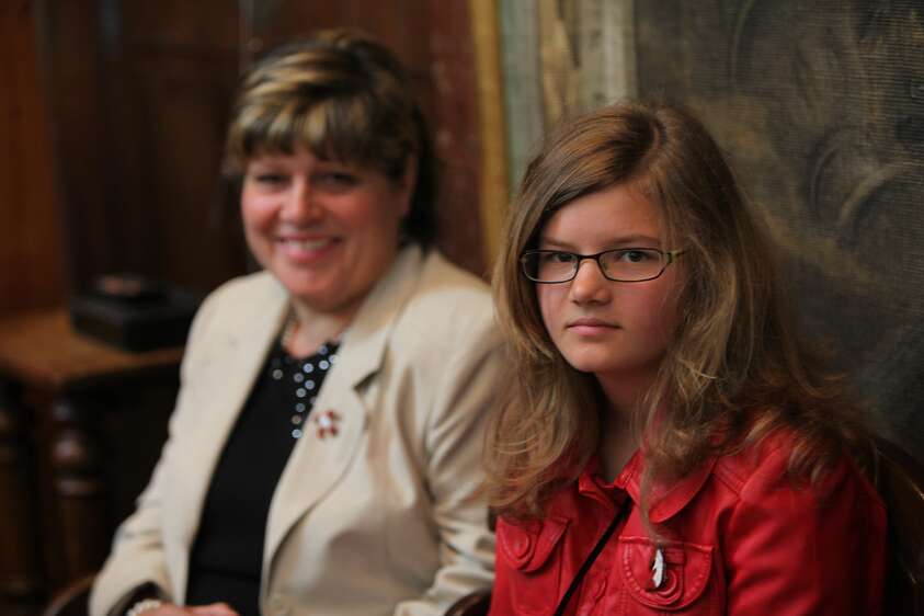 Firmung mit Abt Berthold Heigl und Propst Raimund Breiteneder um 08h