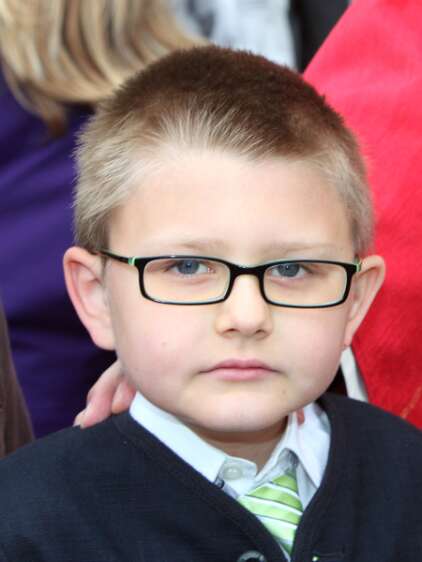 Firmung mit Abt Berthold Heigl und Propst Raimund Breiteneder um 08h