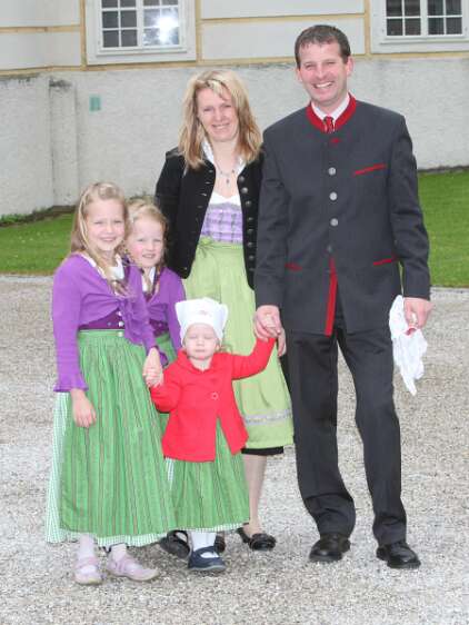 Firmung mit Abt Berthold Heigl und Propst Raimund Breiteneder um 10:30h