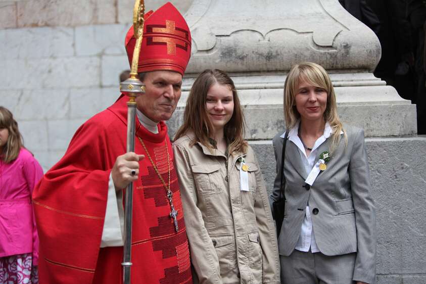 Firmung mit Abt Berthold Heigl und Propst Raimund Breiteneder um 10:30h