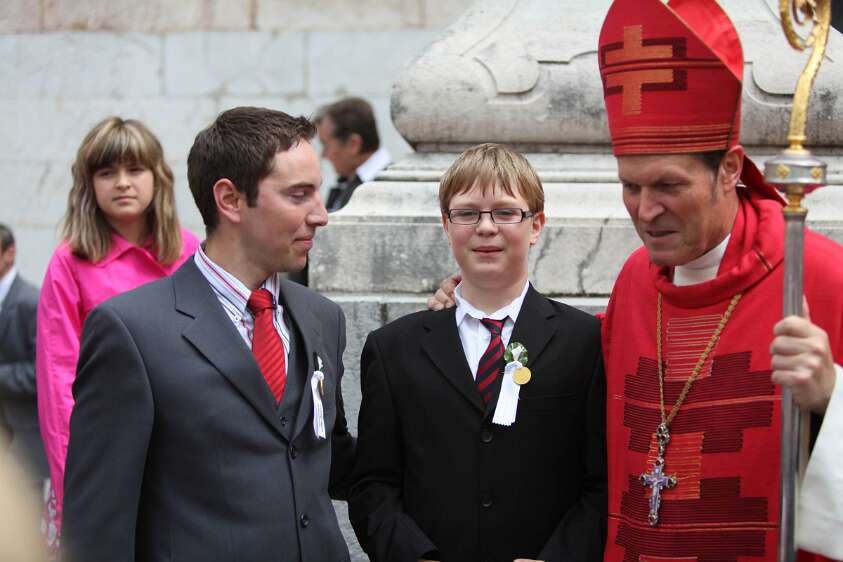 Firmung mit Abt Berthold Heigl und Propst Raimund Breiteneder um 10:30h