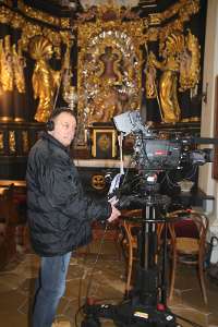 Pontifikales HochAmt am Christtag mit live ORF/ZDF Übertragung