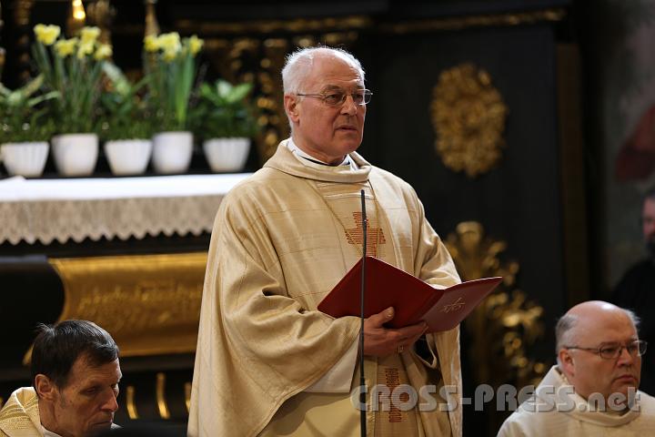 2013.03.21_10.07.53.jpg - Abtpräses Christian Haidinger zelebrierte den Festgottesdienst.