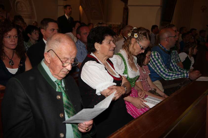 DekantasFirmung am 07.06.2014 10h30 mit Abt Petrus