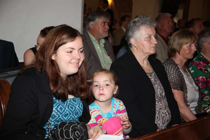 DekantasFirmung am 07.06.2014 10h30 mit Abt Petrus