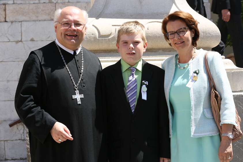 DekantasFirmung am 07.06.2014 08h mit Abt Petrus