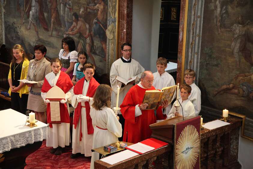 DekantasFirmung am 07.06.2014 10h30 mit Abt Petrus