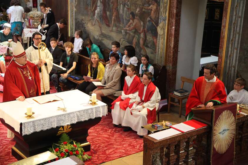 DekantasFirmung am 07.06.2014 10h30 mit Abt Petrus