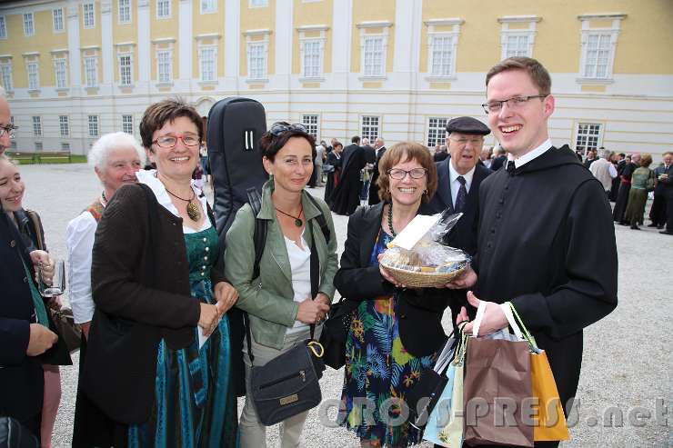 2016.07.03_17.01.10_02.JPG - Gratulation - Reli-Lehrer unter sich ;)