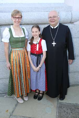 Firmung mit Abt Petrus Pilsinger und Altabt Johannes Gartner (08h)