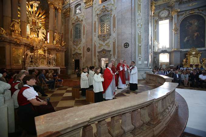 Firmung mit Abt Petrus Pilsinger und Altabt Johannes Gartner (10h30)