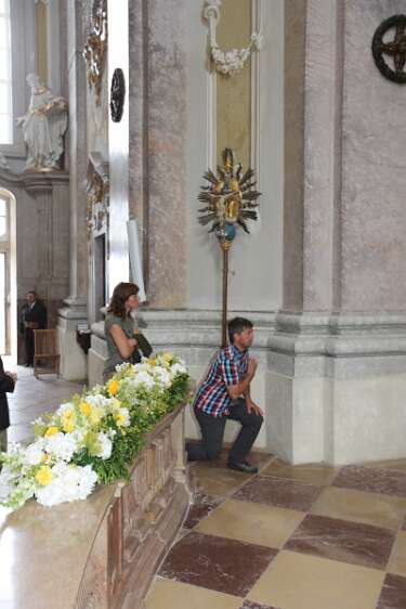 Altarweihe mit Nuntius Zurbriggen