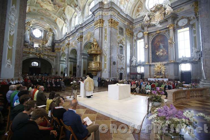 2016.05.22_09.41.42.JPG - Predigt von Abt Petrus Pilsinger.