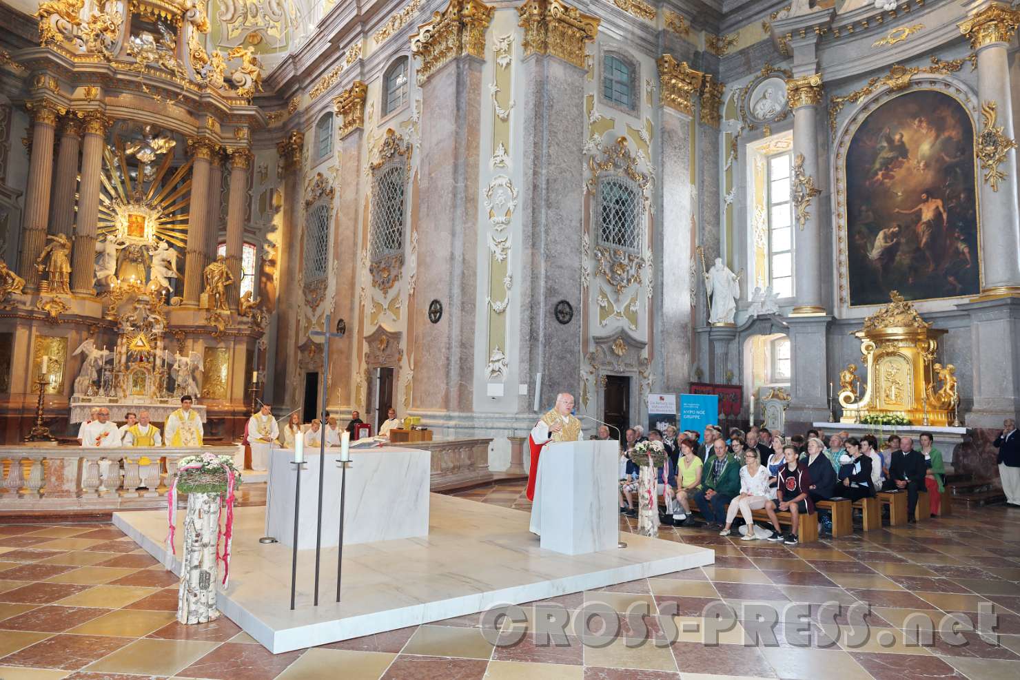 2017.06.11_09.39.44.jpg - Predigt von Abt Petrus.