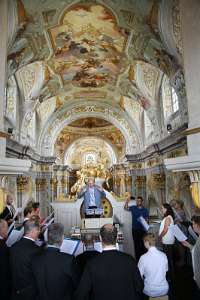 Firmung am Sonntagberg, 10h30 Der Chor am Chor ...