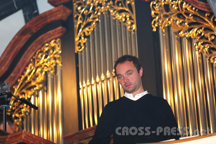 2012.10.07_09.57.25.jpg - Christian Schmidbauer, Leiter des Kirchenchors.