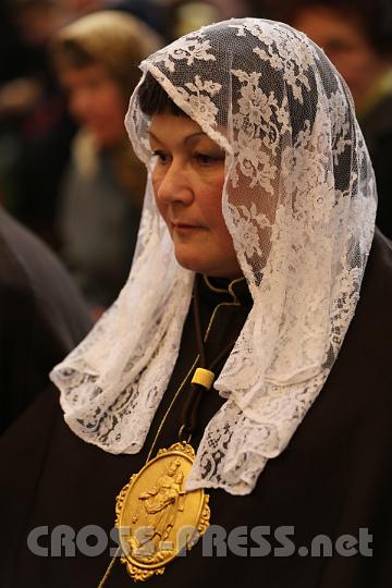 2012.04.09_09.38.43.jpg - Mitglied der Skapulierbruderschaft vom Berge Karmel.