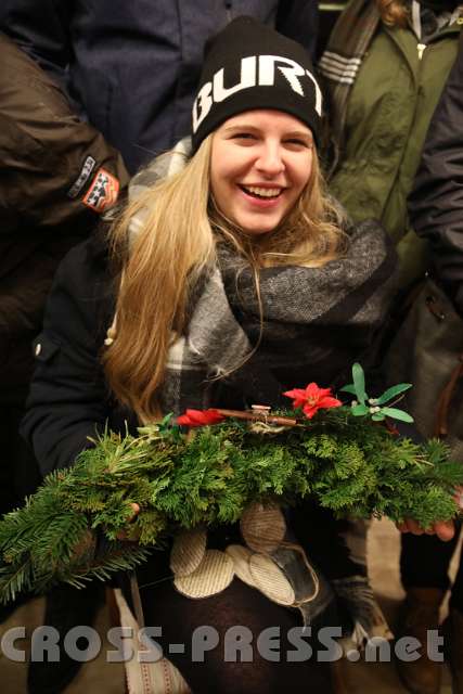 2016.12.24_23.22.30.JPG - Lena