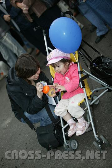 2008.06.05_18.11.37.JPG - Fr�h �bt sich der Journalistennachwuchs.  ;)