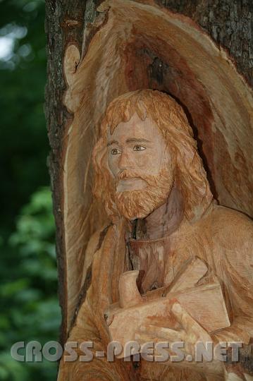 2008.06.05_19.39.52.JPG - Hl. Josef der Zimmermann, Kollege von "Extremschnitzer" Ernst Adelsberger.   ;)