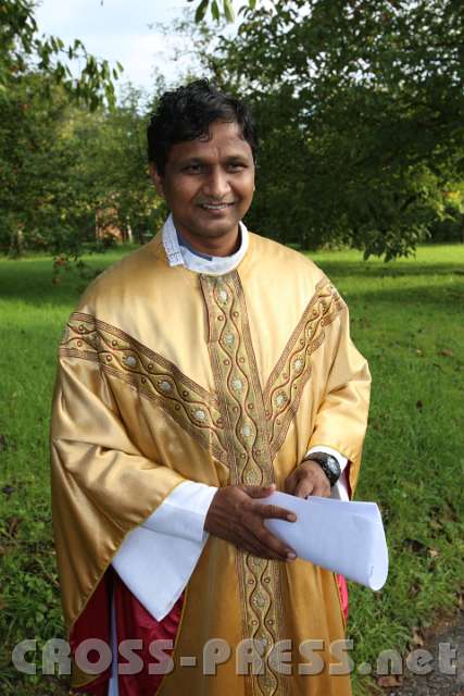 2014.09.21_08.55.13.jpg - Pfarrer Peter Yeddanapalli