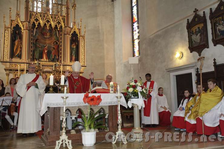 2015.05.31_10.47.00.JPG - Segensgebet von Altabt Johannes Gartner.