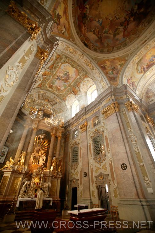 06.04.01_083 Trinity Basilica; Basilika am Sonntagberg, geweiht der Allerheiligsten Dreifaltigkeit; ohttp://www.sakralekunst.at/niederoesterreich/sonntagberg/