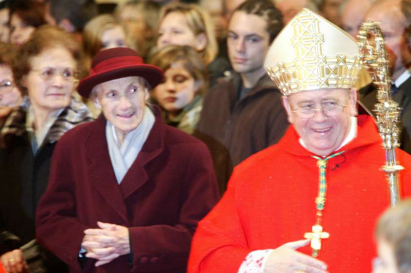 Franz Jägerstätter, Seligsprechung Franziska Jägerstätter mit Bischof Ludwig Schwarz