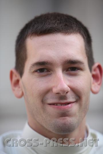 2009.08.14_18.50.44.jpg - Frater Malachias