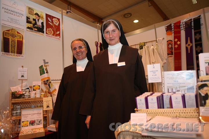 2009.10.08_15.36.28.jpg - Die Marienschwestern vom Karmel, Sr. Pauline und Sr. Daniela.