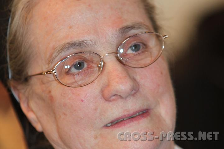 2010.02.28_09.16.22.jpg - Schwester Dietlinde von den Marienschwestern am Kahlenberg