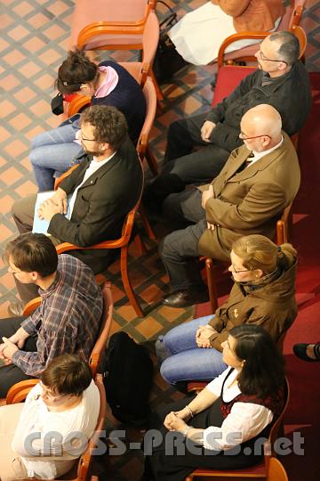 2012.04.27_18.12.49.jpg - Am Ende des Tages konnten die Teilnehmer bei der Vesper dabei sein.