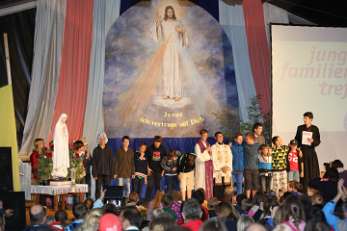 Samstag, 21.07.2012 Tag 5. "Di&ouml;zesanbischof-Tag", Wallfahrt Die hl. Messe in der Wallfahrtskirche am P&ouml;llauberg...