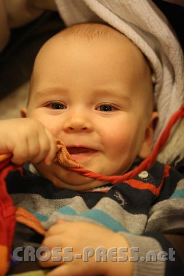 2012.11.18_16.33.51.jpg - Eva und DI Erich Berger, Leiter der Akademie für Familienpädagogik/Schönstatt am Kahlenberg, begrüßen die Familientrainer-Ehepaare und Gäste.
